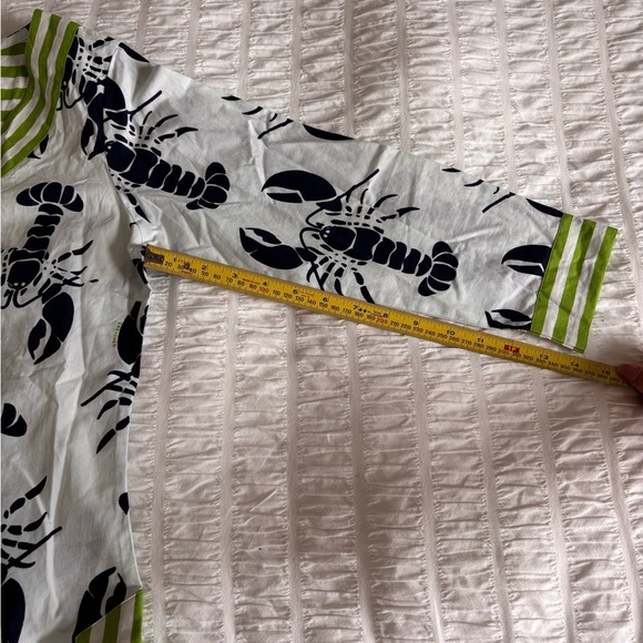 Lobster Print Tunic with Green Accents - Picture 6 of 9